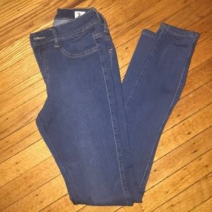 Medium wash blue jean